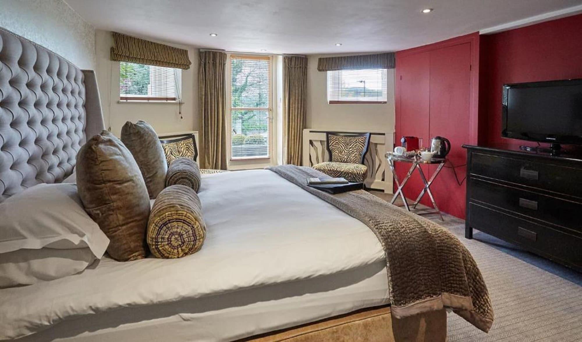 Dorian House Boutique B&B - Free Parking! Бат Екстер'єр фото A bedroom at the hotel