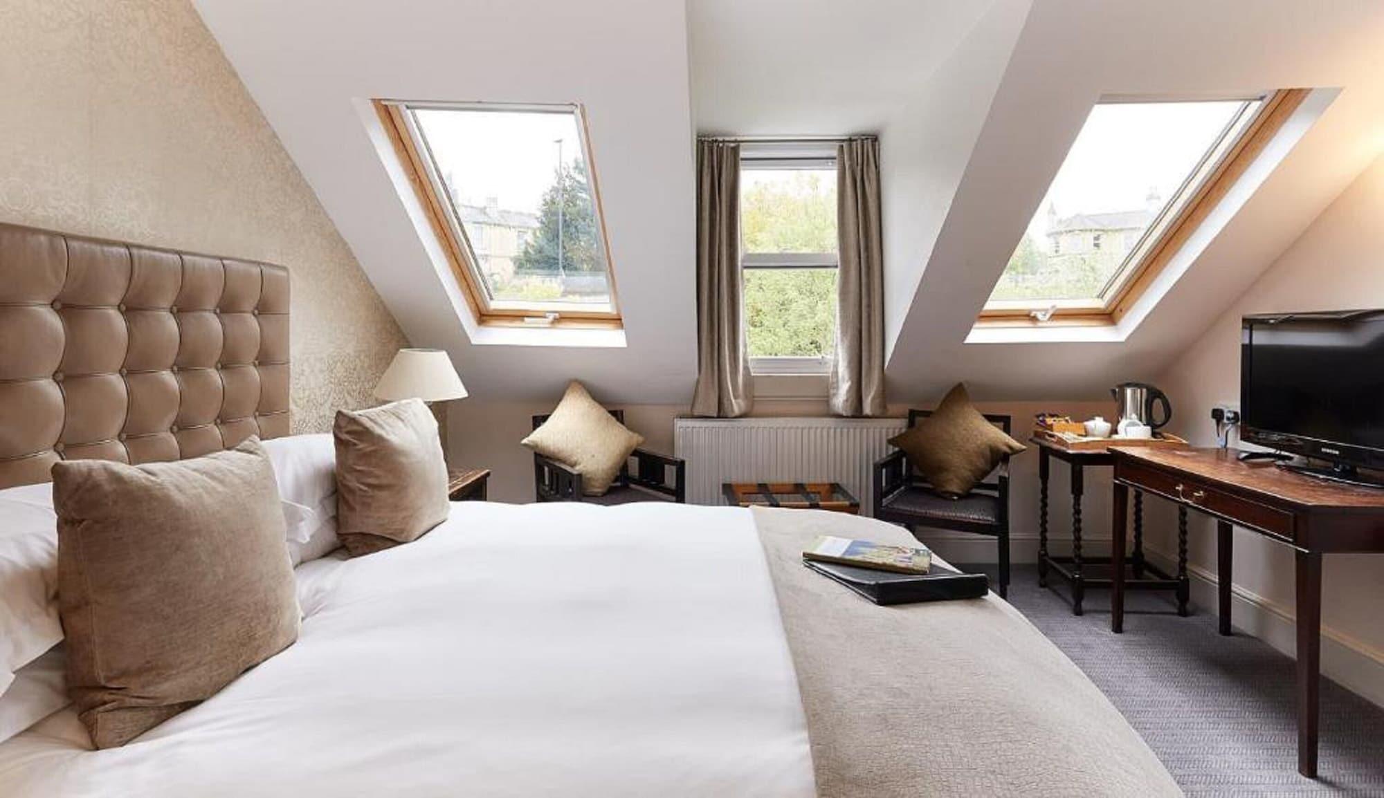 Dorian House Boutique B&B - Free Parking! Бат Екстер'єр фото A room at the hotel