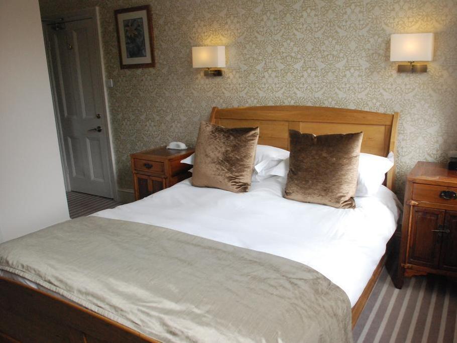 Dorian House Boutique B&B - Free Parking! Бат Екстер'єр фото A bedroom at the hotel